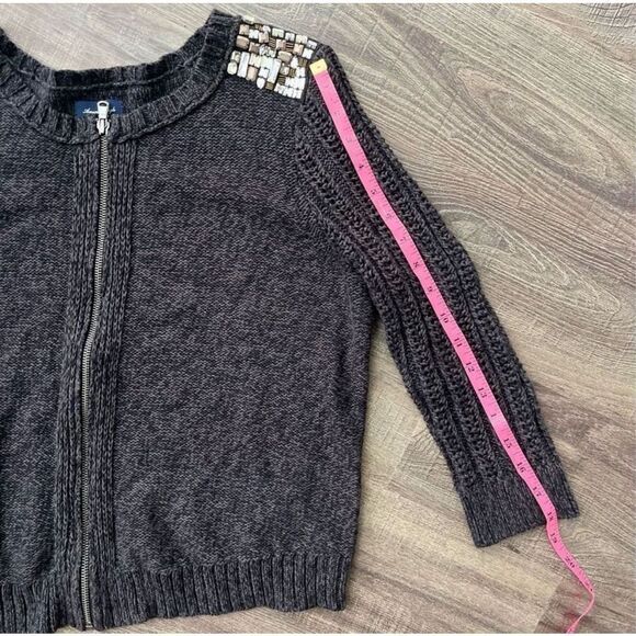 American Eagle Embellished Shoulder Zip Cardigan Sweater Sz S Women’s Grey - Picture 14 of 14
